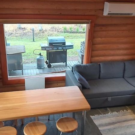 Jaervenrantamoekki Himoksella Poreammeella Jämsä Buitenkant foto
