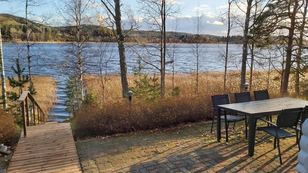 Jaervenrantamoekki Himoksella Poreammeella Jämsä Buitenkant foto